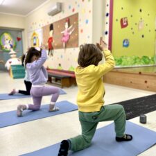 yoga4